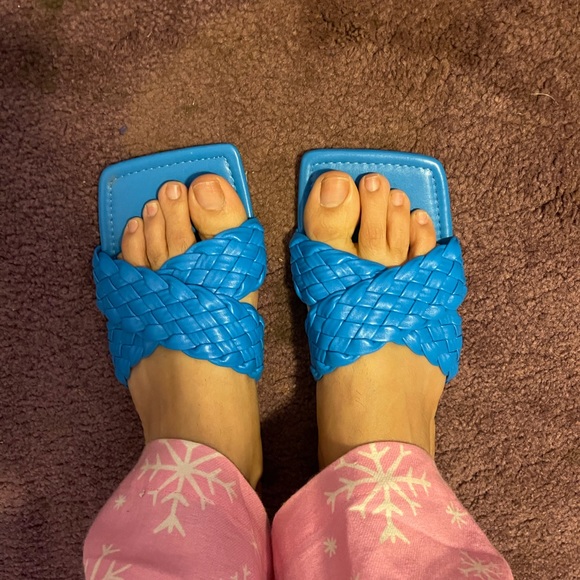 Cobolt Blue Sandles - Picture 1 of 3